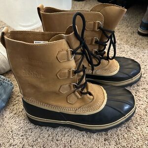 Sorel Tan & Black Winter Boots 13